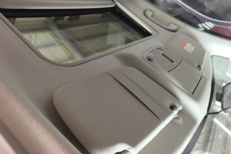 Used Nissan Sylphy 2014 1.6XV CVT Deluxe Edition Headliner