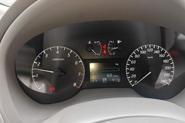 Used Nissan Sylphy 2014 1.6XV CVT Deluxe Edition Instrument Cluster