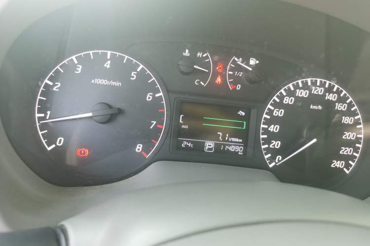 Used Nissan Sylphy 2014 1.6XV CVT Deluxe Edition Instrument Cluster