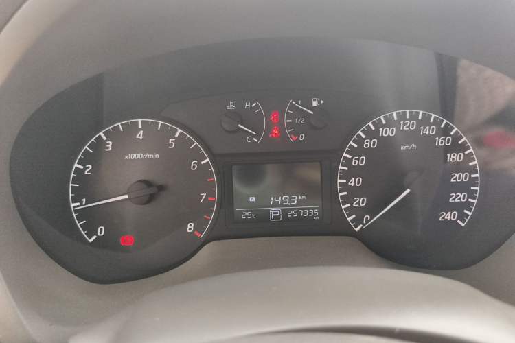 Used Nissan Sylphy 2014 1.6XV CVT Deluxe Edition Instrument Cluster