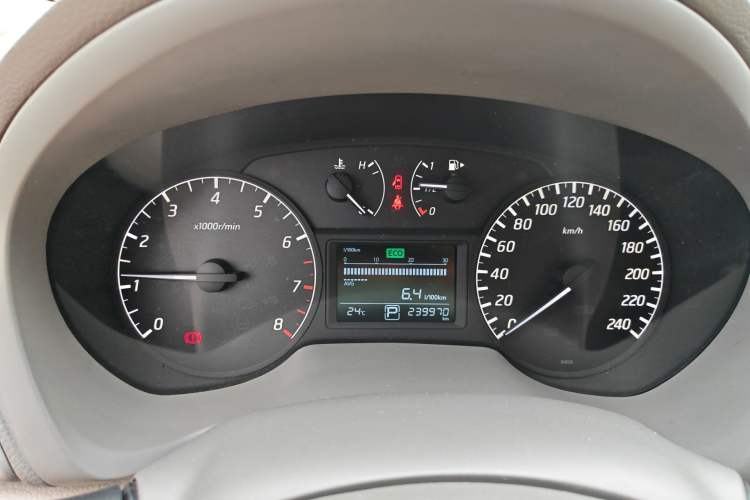 Used Nissan Sylphy 2014 1.6XV CVT Deluxe Edition Instrument Cluster