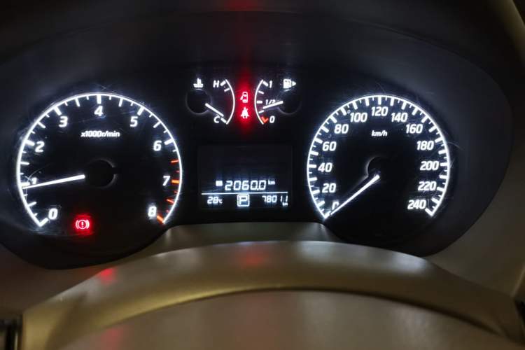Used Nissan Sylphy 2014 1.6XV CVT Deluxe Edition Instrument Cluster