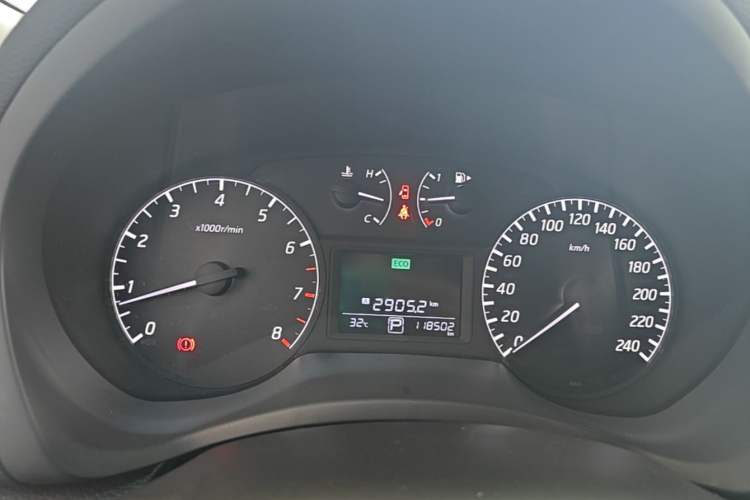 Used Nissan Sylphy 2014 1.6XV CVT Deluxe Edition Instrument Cluster