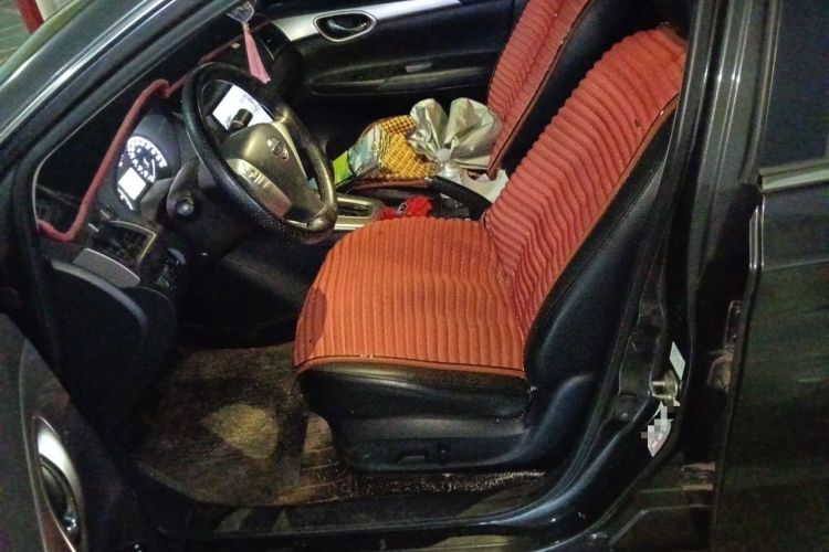 Used Nissan Sylphy 2014 1.6XV CVT Deluxe Edition Left Front Seat