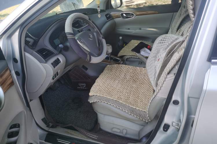 Used Nissan Sylphy 2014 1.6XV CVT Deluxe Edition Left Front Seat