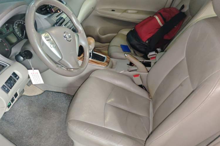 Used Nissan Sylphy 2014 1.6XV CVT Deluxe Edition Left Front Seat