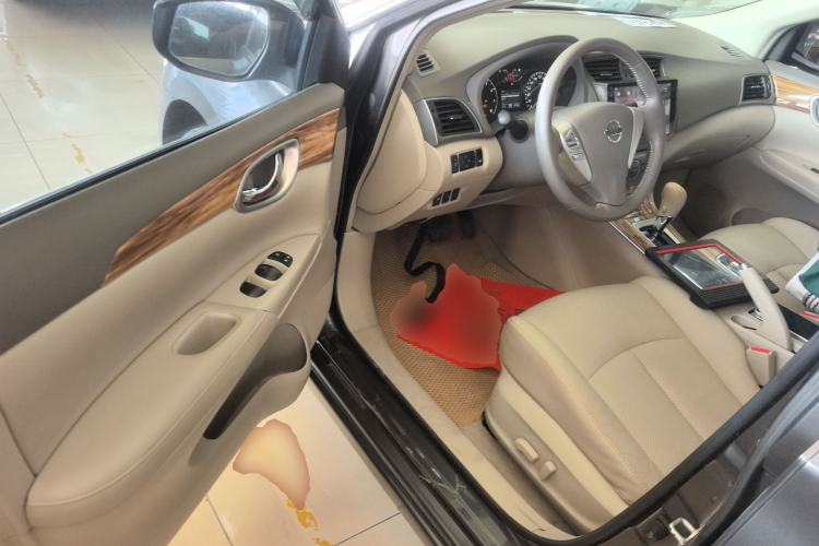 Used Nissan Sylphy 2014 1.6XV CVT Deluxe Edition Left Front Seat