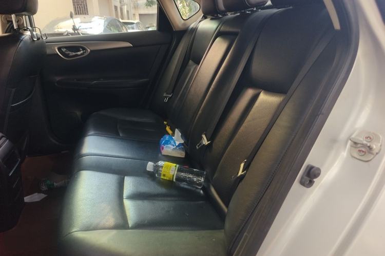 Used Nissan Sylphy 2014 1.6XV CVT Deluxe Edition Left Rear Seat