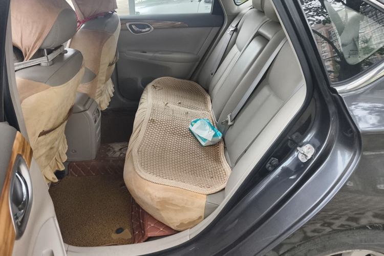 Used Nissan Sylphy 2014 1.6XV CVT Deluxe Edition Left Rear Seat