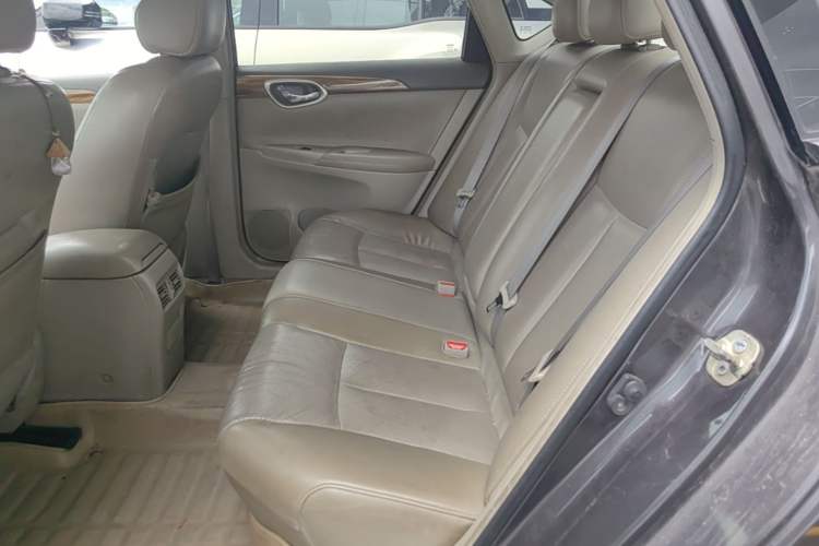 Used Nissan Sylphy 2014 1.6XV CVT Deluxe Edition Left Rear Seat