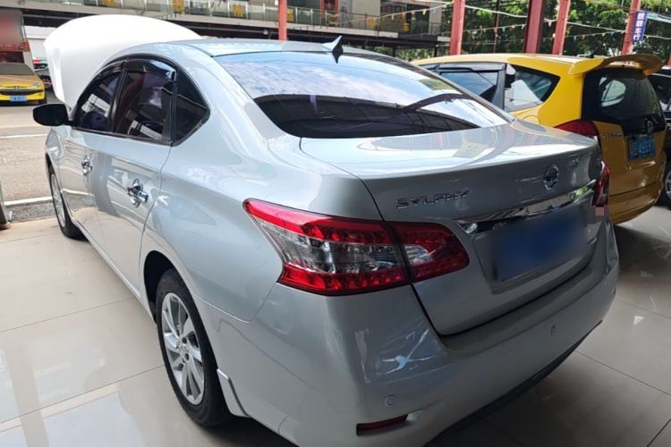 Used Nissan Sylphy 2014 1.6XV CVT Deluxe Edition Rear Left 45 Deg