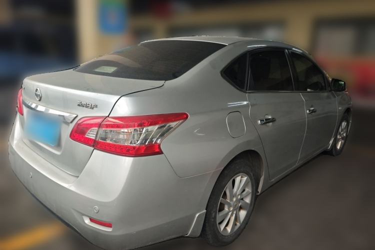 Used Nissan Sylphy 2014 1.6XV CVT Deluxe Edition Rear Right 45 Deg
