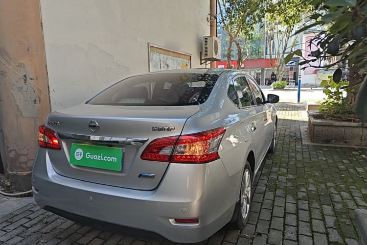 Used Nissan Sylphy 2014 1.6XV CVT Deluxe Edition Rear Right 45 Deg