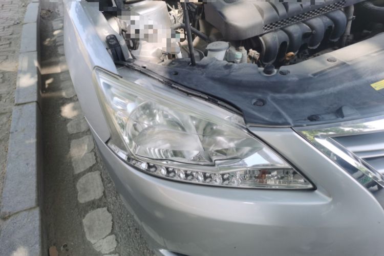 Used Nissan Sylphy 2014 1.6XV CVT Deluxe Edition Right Front Headlight