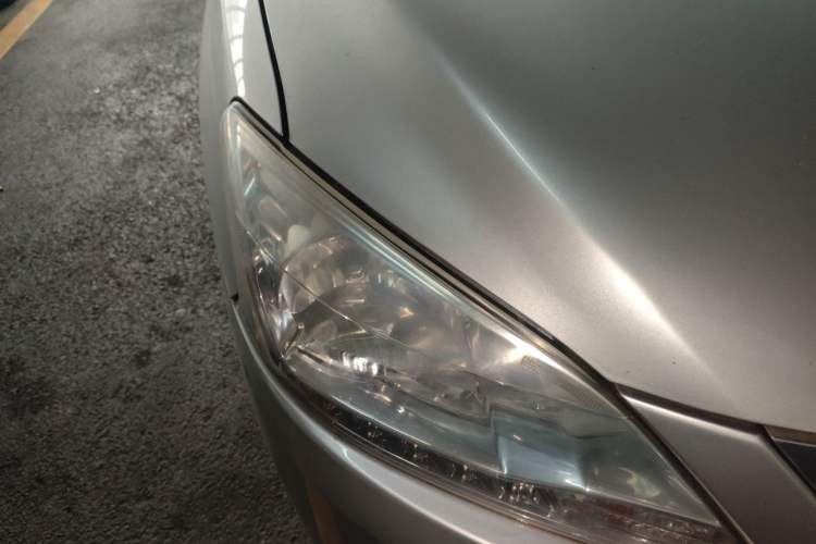 Used Nissan Sylphy 2014 1.6XV CVT Deluxe Edition Right Front Headlight