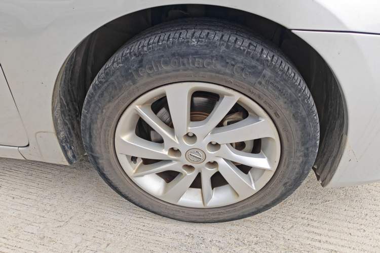 Used Nissan Sylphy 2014 1.6XV CVT Deluxe Edition Right Front Wheel Hub