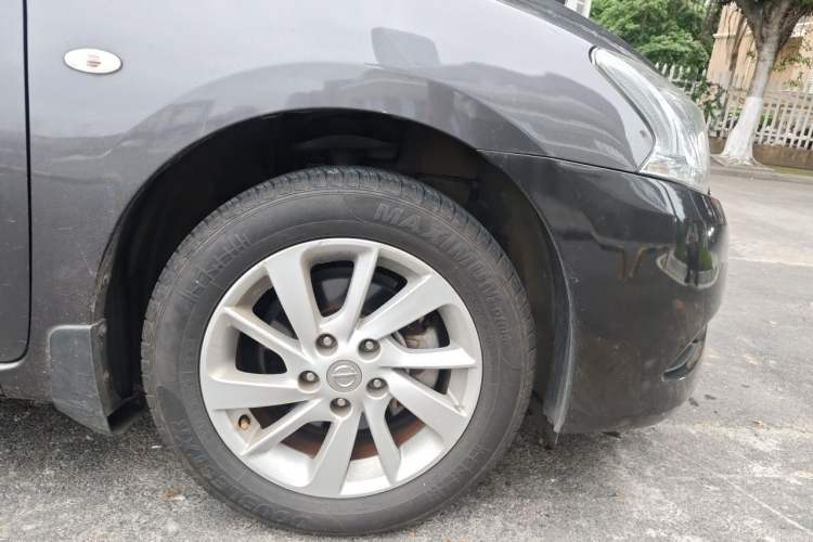 Used Nissan Sylphy 2014 1.6XV CVT Deluxe Edition Right Front Wheel Hub
