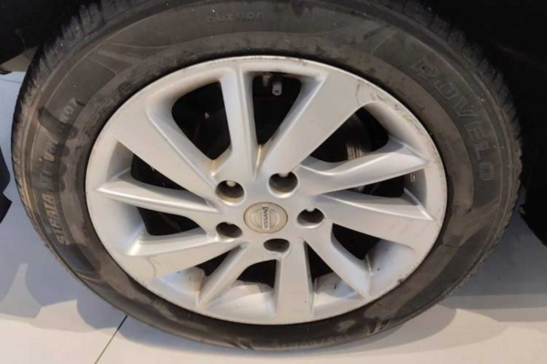 Used Nissan Sylphy 2014 1.6XV CVT Deluxe Edition Right Rear Wheel Hub