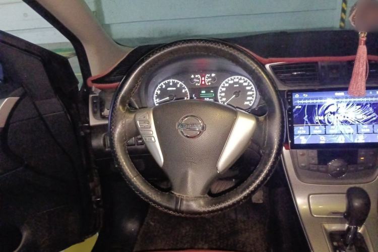 Used Nissan Sylphy 2014 1.6XV CVT Deluxe Edition Steering Wheel