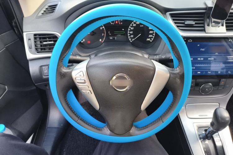 Used Nissan Sylphy 2014 1.6XV CVT Deluxe Edition Steering Wheel