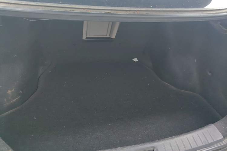 Used Nissan Sylphy 2014 1.6XV CVT Deluxe Edition Trunk