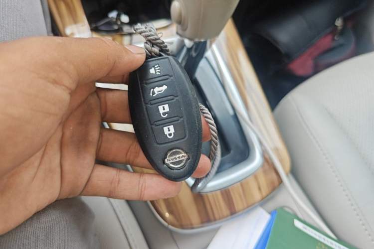 Used Nissan Sylphy 2014 1.6XV CVT Deluxe Edition Vehicle Key