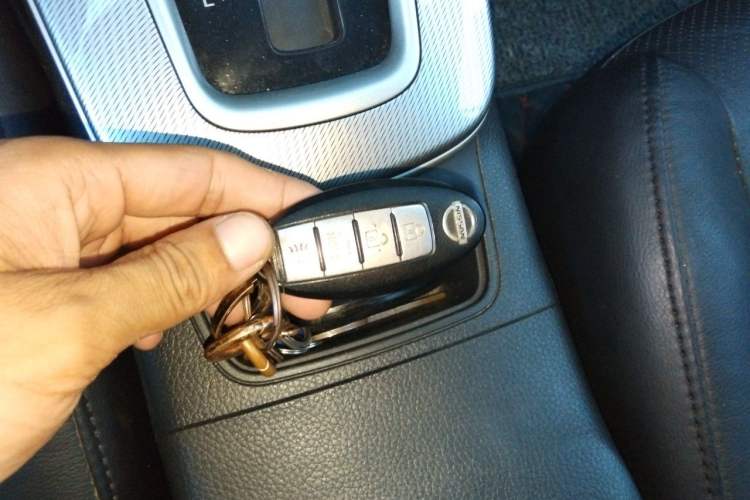 Used Nissan Sylphy 2014 1.6XV CVT Deluxe Edition Vehicle Key