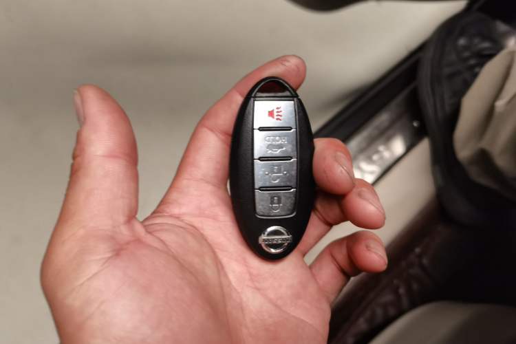 Used Nissan Sylphy 2014 1.6XV CVT Deluxe Edition Vehicle Key