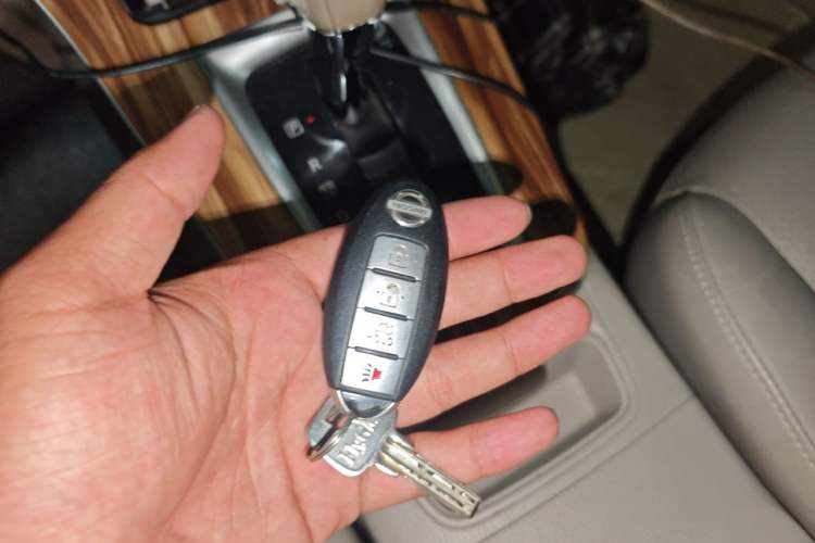 Used Nissan Sylphy 2014 1.6XV CVT Deluxe Edition Vehicle Key