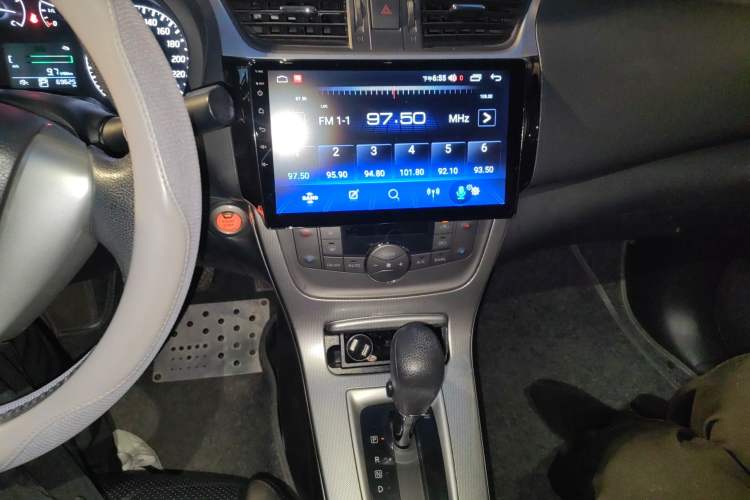 Used Nissan Sylphy 2014 1.6XV CVT Deluxe Edition Audio And AC Panel