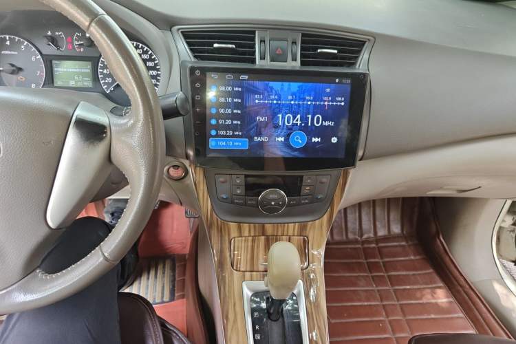 Used Nissan Sylphy 2014 1.6XV CVT Deluxe Edition Audio And AC Panel