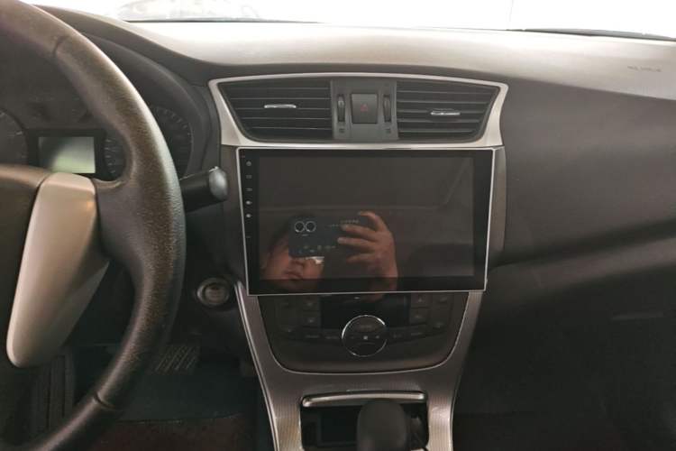Used Nissan Sylphy 2014 1.6XV CVT Deluxe Edition Audio And AC Panel