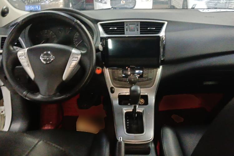 Used Nissan Sylphy 2014 1.6XV CVT Deluxe Edition Center Console