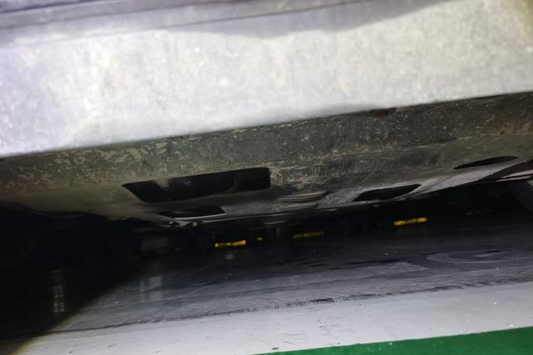 Used Nissan Sylphy 2014 1.6XV CVT Deluxe Edition Chassis Front