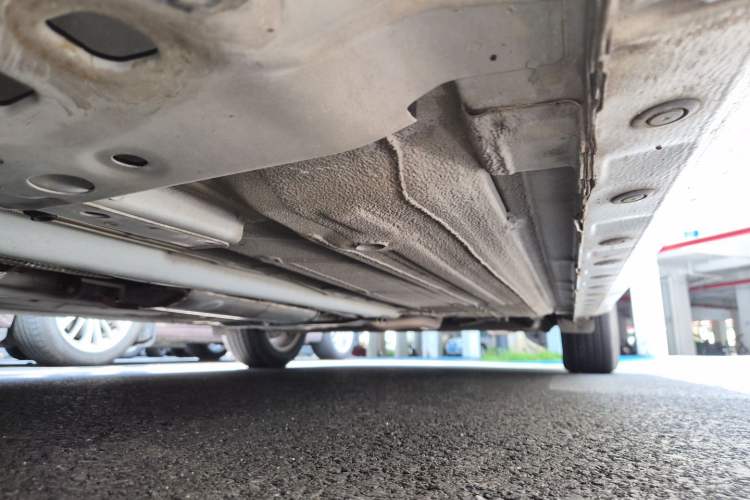 Used Nissan Sylphy 2014 1.6XV CVT Deluxe Edition Chassis Front Left