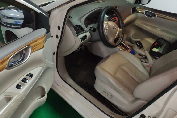 Used Nissan Sylphy 2014 1.6XV CVT Deluxe Edition Driver Seat