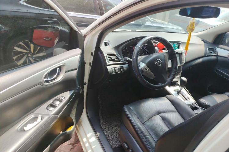 Used Nissan Sylphy 2014 1.6XV CVT Deluxe Edition Driver Seat