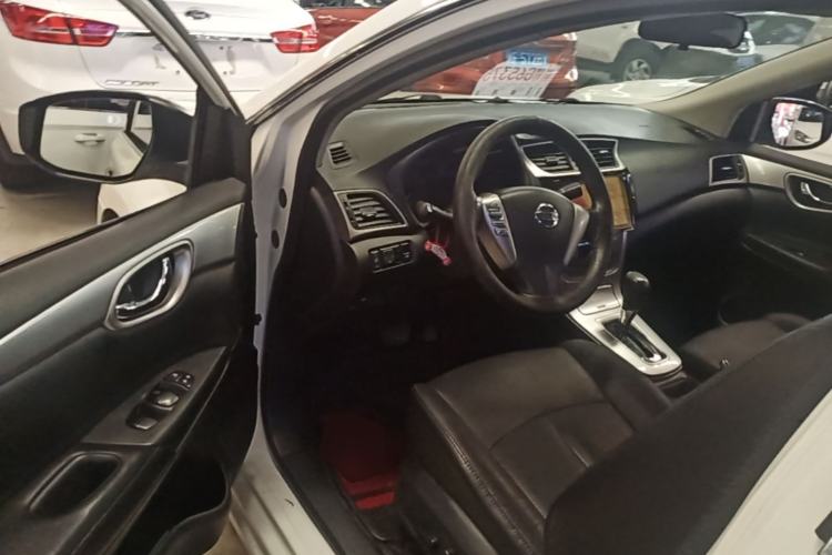 Used Nissan Sylphy 2014 1.6XV CVT Deluxe Edition Driver Seat