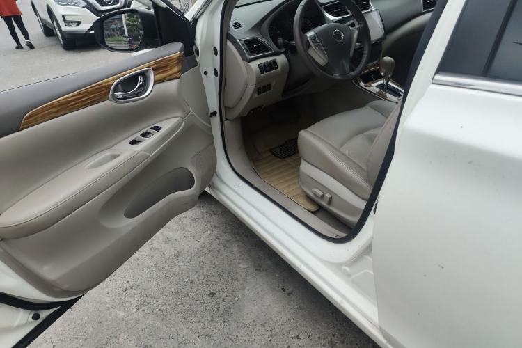 Used Nissan Sylphy 2014 1.6XV CVT Deluxe Edition Driver Seat