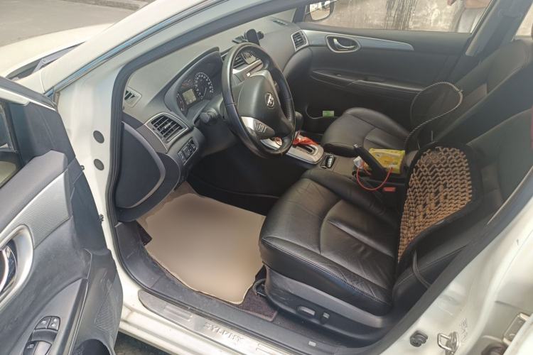 Used Nissan Sylphy 2014 1.6XV CVT Deluxe Edition Driver Seat