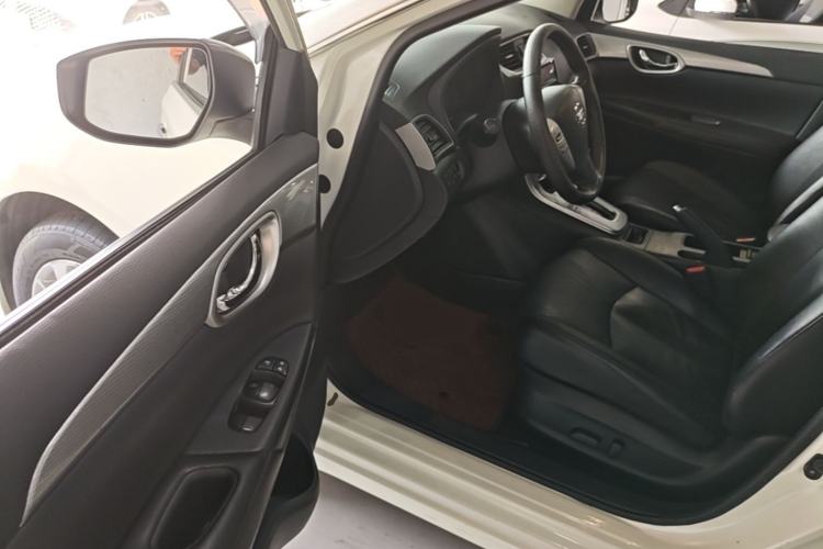 Used Nissan Sylphy 2014 1.6XV CVT Deluxe Edition Driver Seat