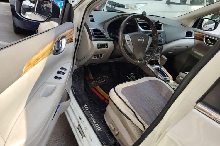 Used Nissan Sylphy 2014 1.6XV CVT Deluxe Edition Driver Seat