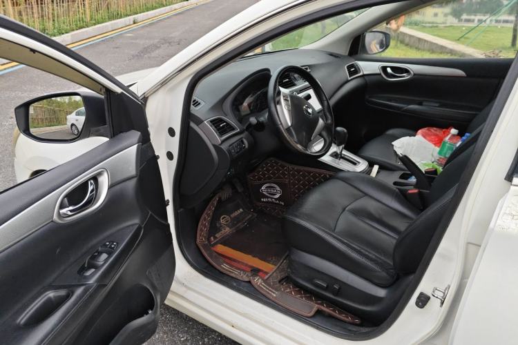 Used Nissan Sylphy 2014 1.6XV CVT Deluxe Edition Driver Seat