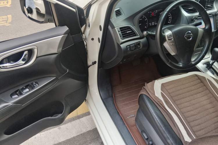 Used Nissan Sylphy 2014 1.6XV CVT Deluxe Edition Driver Seat