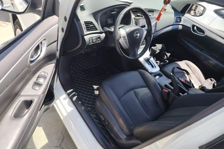 Used Nissan Sylphy 2014 1.6XV CVT Deluxe Edition Driver Seat