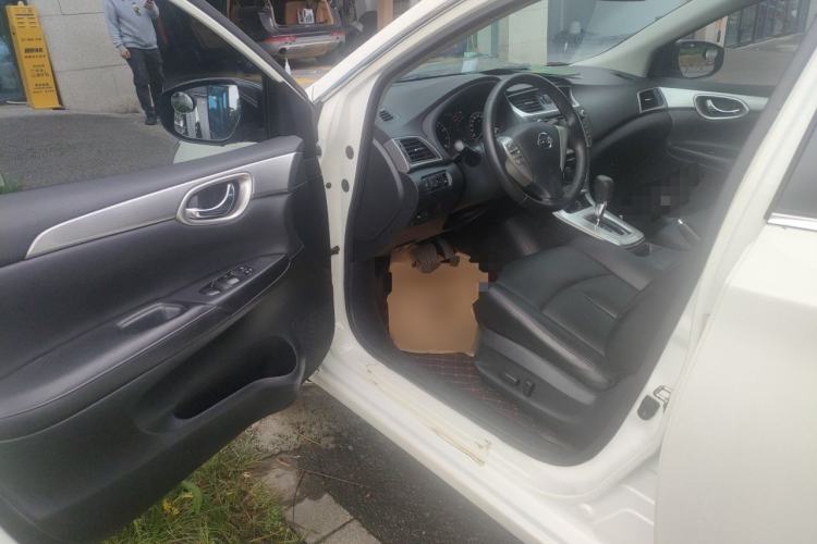 Used Nissan Sylphy 2014 1.6XV CVT Deluxe Edition Driver Seat