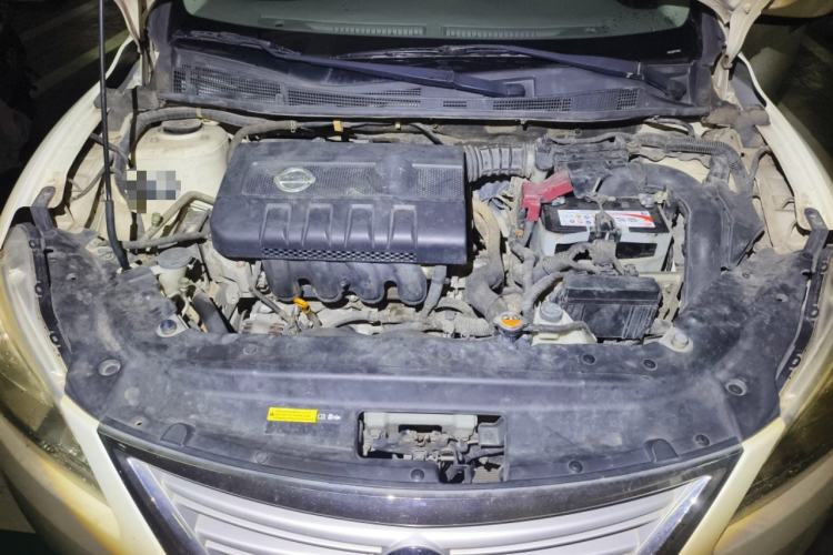 Used Nissan Sylphy 2014 1.6XV CVT Deluxe Edition Engine Bay