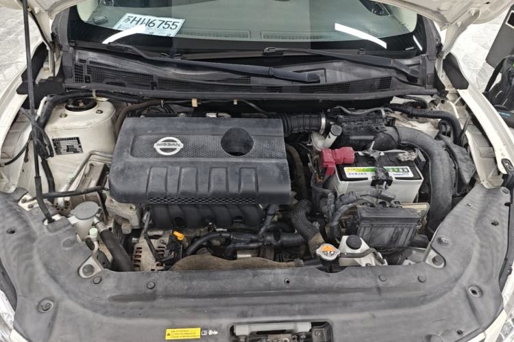 Used Nissan Sylphy 2014 1.6XV CVT Deluxe Edition Engine Bay