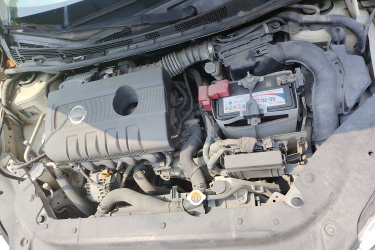 Used Nissan Sylphy 2014 1.6XV CVT Deluxe Edition Engine Bay