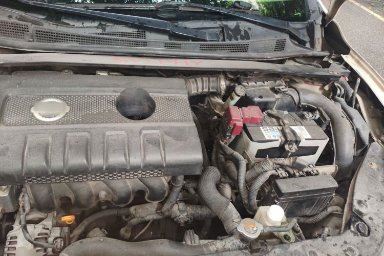 Used Nissan Sylphy 2014 1.6XV CVT Deluxe Edition Engine Bay